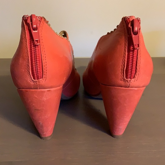 Miz Mooz Coral Leather Mary Janes - Women’s Size 7 - Picture 8 of 9
